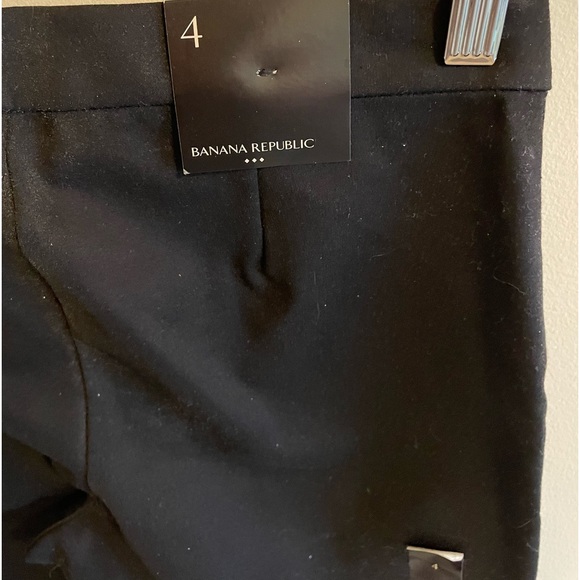 Size 4 New Banana Republic Black Skinny Leg Slacks - Picture 8 of 14